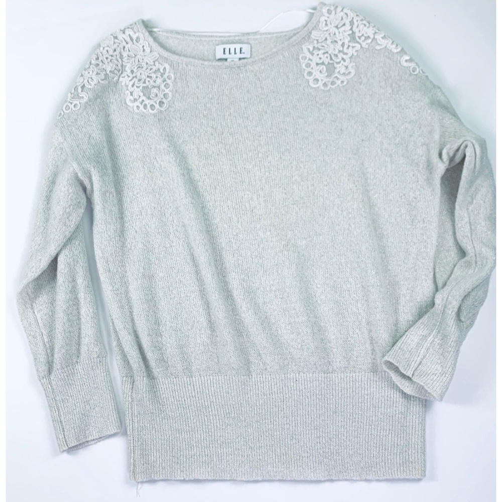 NWOT Elle Holiday Soft Lace Applique Sweater